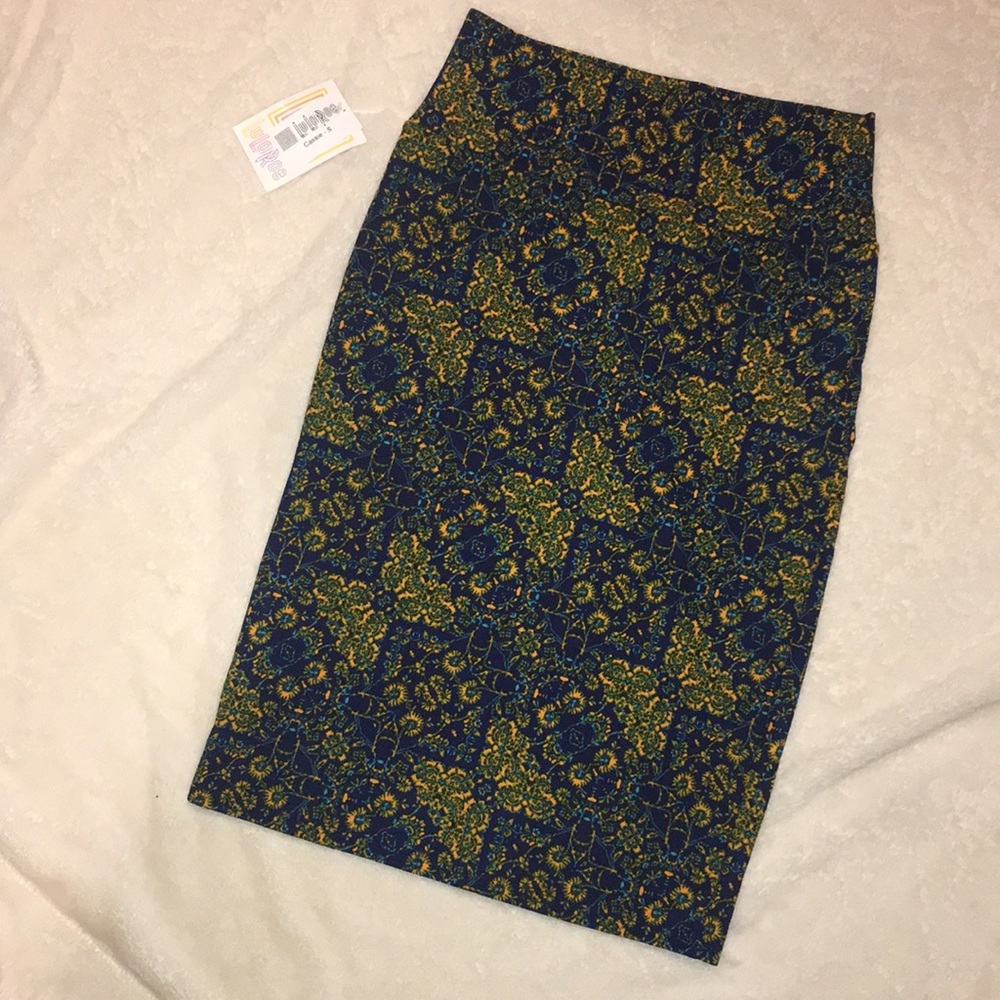 LuLaRoe Cassie Skirt 💕